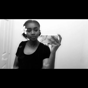 Meet your Posher, Veronica